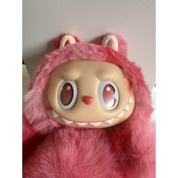 POPMART THE MONSTERS Big into Energy Vinyl Plush Pendant Love New In Box - Picture 16 of 16